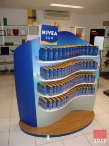 Display de Chão Nivea Sun - Ilha PDV