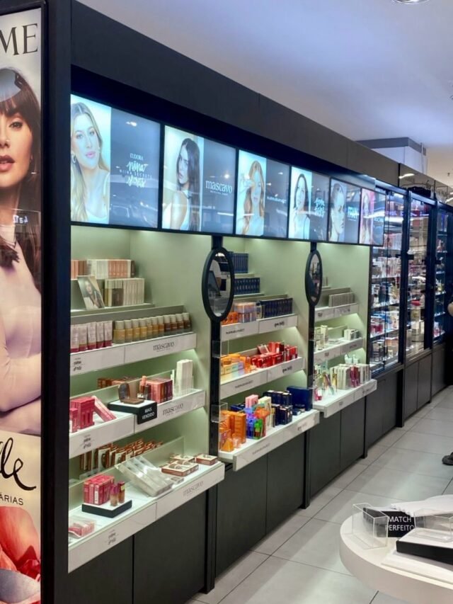 Display de Perfumes - Multimarcas - C&A